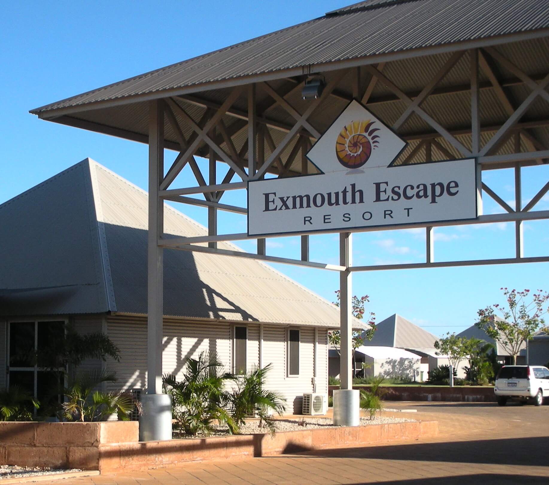 exmouth escape resort